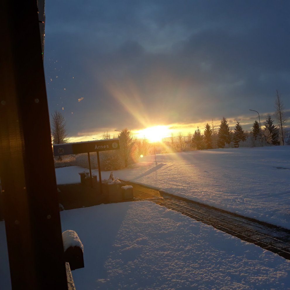 Sólin lágt á lofti