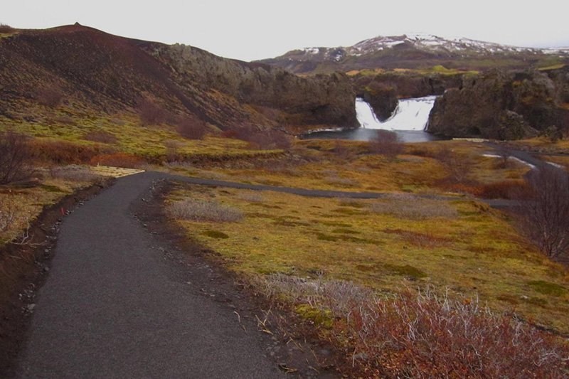 Stígagerð við Hjálparfoss