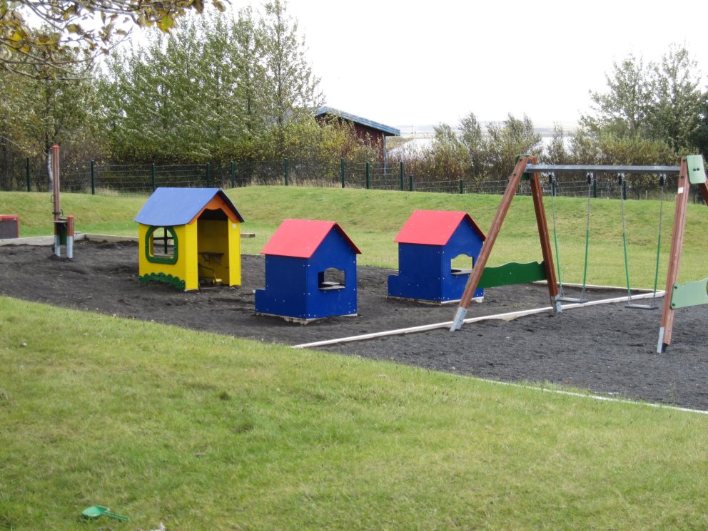 Af leikskólalóðinni