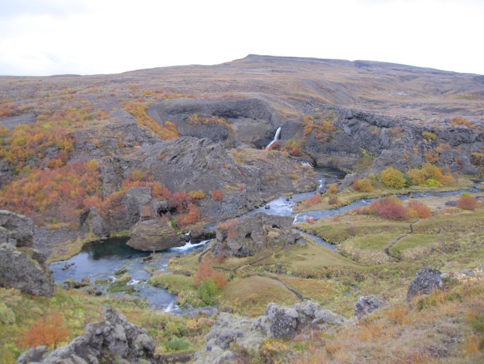Haust í Gjánni í Þjórsárdal. Stangarfell í baksýn.