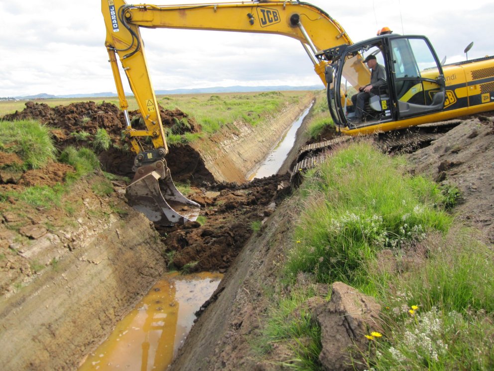 Ljósleiðari í sundur við Þrándarholt