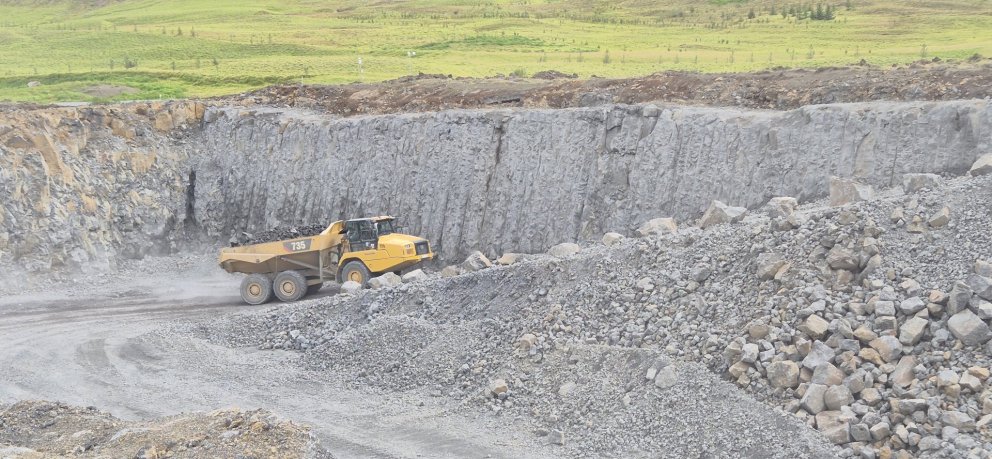 Sprengt í Hvammi mánudag og þriðjudag