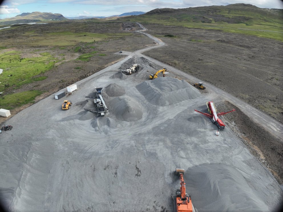 Af vinnusvæði þar sem efnistaka fer fram