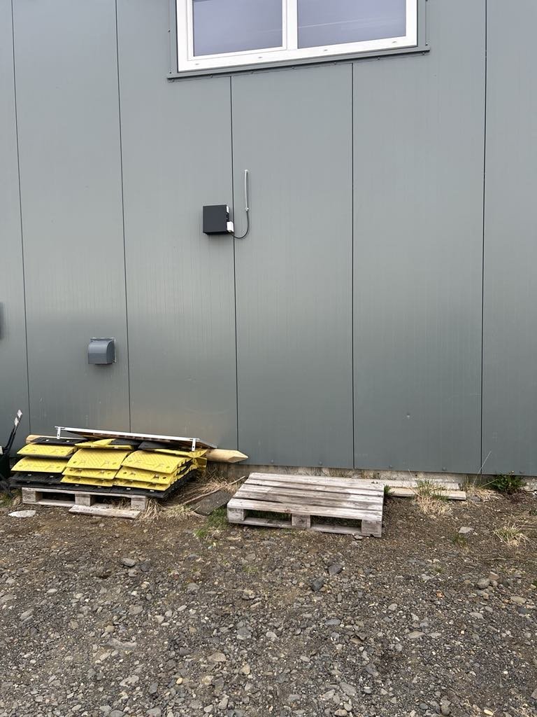 Bretti til að skila af sér stikum sem fara svo til vegagerðarinnar