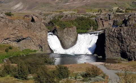 Hjálparfoss