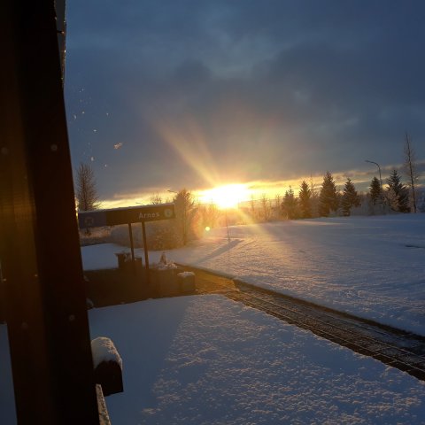 Vetrarsól við Árnes