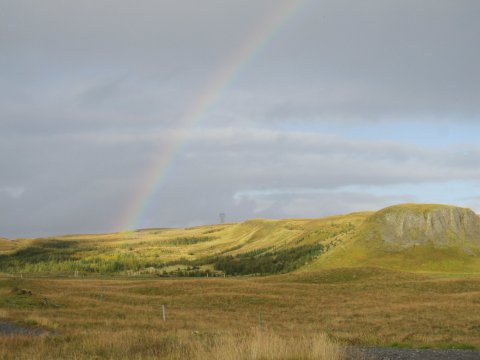 Regnboginn yfir Skaftholti