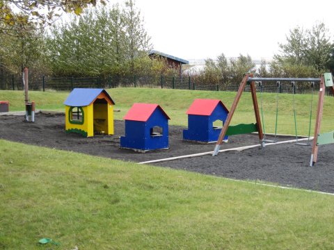 Af leikskólalóðinni