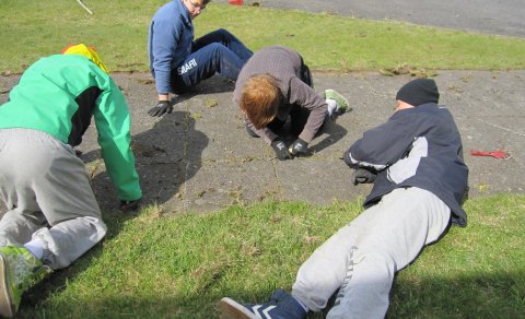 Unglingar að skrapa stétt er algeng sjón þessa dagana. Þetta er mynd frá 2012 úr myndasafni sveitarf…