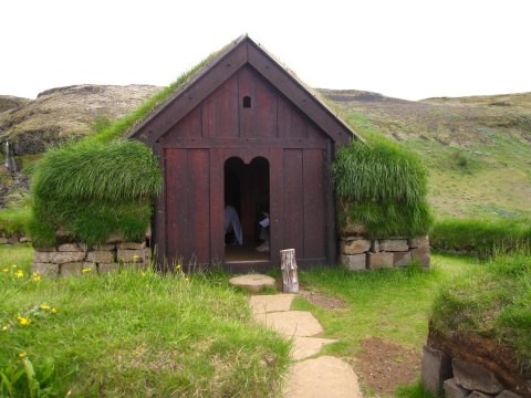 Stafkirkja við Þjóðveldisbæ