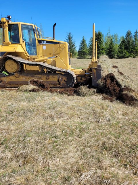 Jarðýta við vinnu